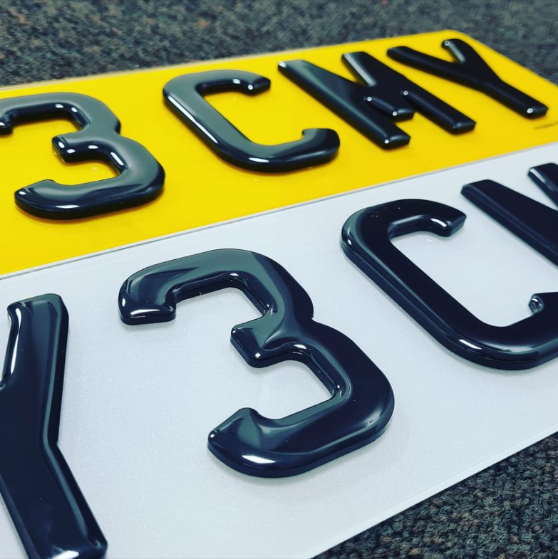 Super glossy 3D gel letters