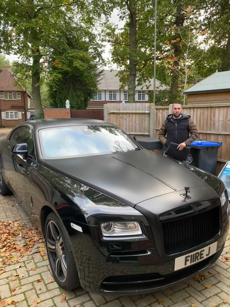 Rolls Royce Wraith with some 4D plates