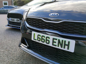 Kia Ceed & Ford Focus ST with some 4D neon plates