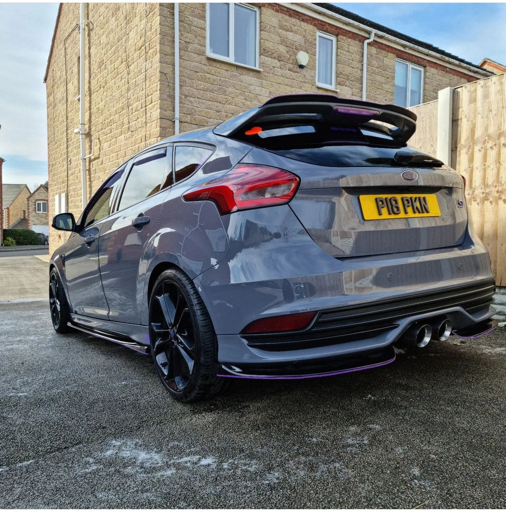 Grey Ford Focus ST with some 4D gel plates